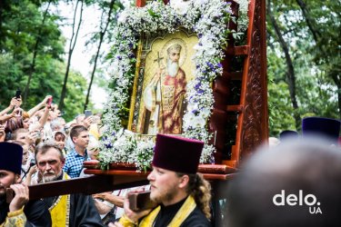 Фото 18 — "Мы сюда приехали мира просить" — как в Киеве прошел Крестный ход УПЦ МП (фото)