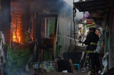 Фото 5 — Три человека погибли в результате обстрела Херсона, есть раненые (ФОТО, ВИДЕО)