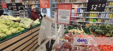 Фото 3 — Пока не накажут: часть магазинов, несмотря на запрет, продолжают раздавать полиэтиленовые пакеты бесплатно