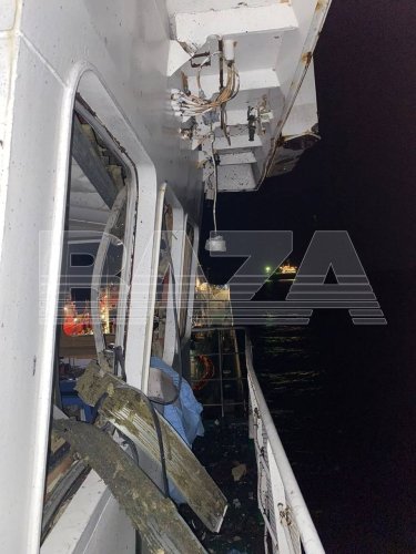 Фото 4 — Морские беспилотники совершили атаку в Керченском проливе: поврежден российский танкер (ФОТО/ВИДЕО)