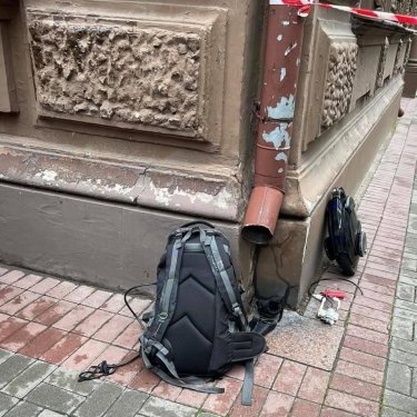 Фото 5 — В Киеве будут судить поджигателя дверей офиса омбудсмена и Верховного суда