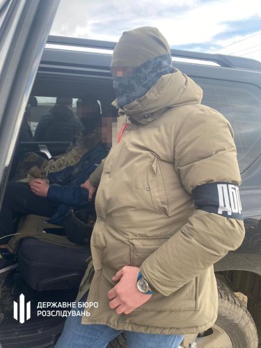 Фото 3 — ДБР викрило канал "мокрої" втечі ухилянтів до Молдови: їм допомагав співробітник Держпродспоживслужби