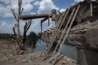Фото 5 — Россияне захватили еще два населенных пункта в Луганской области (ФОТО)