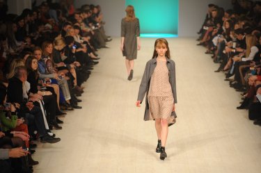 Фото 5 — UFW: Пустовит открыла Неделю моды "грузинской песней" (ФОТО)
