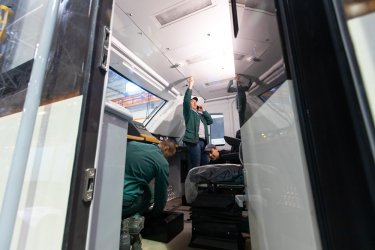 Фото 5 — Крюковский вагоностроительный завод выпустил на железную дорогу новый поезд (ФОТО)