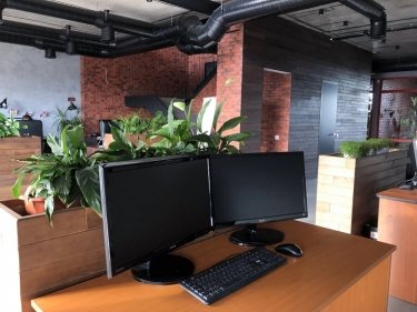 Фото 2 — Украинская IT-компания решила бесплатно отдать половину своего офиса стартаперам