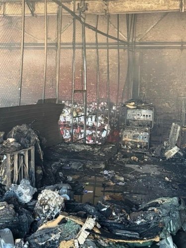 Фото 4 — Россияне полностью уничтожили состав Фонда Елены Зеленской с гуманитаркой (ФОТО)