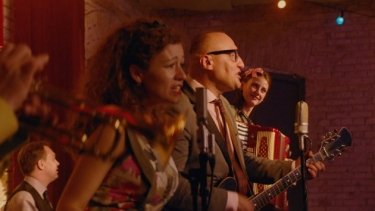 Фото 5 — Кричащий плакат: об украинском фильме "Запрещенный"