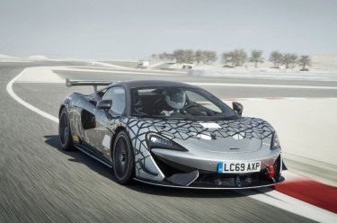 Фото 2 — McLaren выпускает суперсовременный гоночный болид (ФОТО)