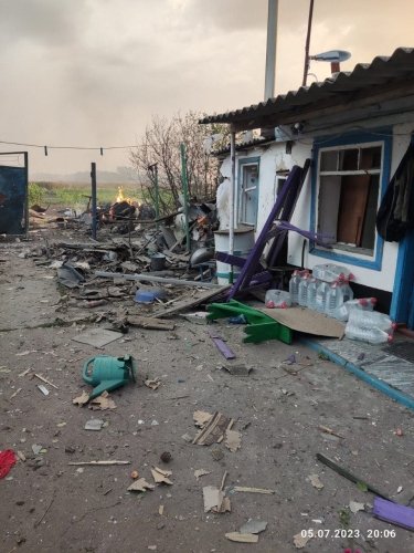 Фото 4 — Российские войска обстреляли поселок под Херсоном: есть погибший и раненые