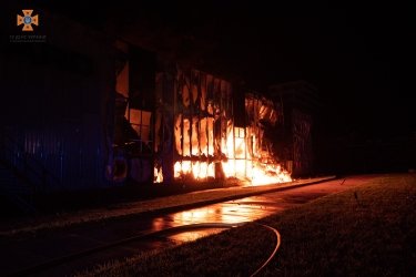 Фото 7 — В Тернополе сгорел завод по производству пенопласта (ФОТО, ВИДЕО)