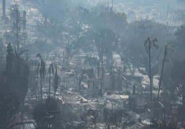 Фото 13 — Найбільш руйнівні пожежі в історії Лос-Анджелеса знищили 10 000 будівель, загинули 10 людей: які знаменитості втратили маєтки (ФОТО, ВІДЕО)