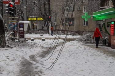 Фото 71 — На юге Украины из-за снега закрыли дороги, фуры не пускают даже в Киев (ФОТО, ВИДЕО)
