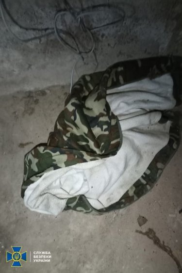 Фото 8 — СБУ обнаружила новую пыточную россиян вблизи одной из святынь в Донецкой области