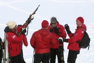 Фото 5 — Принц Гарри готовится к походу на Северный полюс
