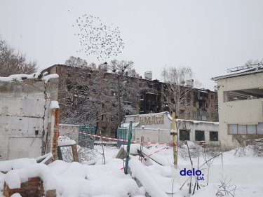 Фото 9 — Был "Буратино", а стал "Пиноккио": в Бородянке восстановили детсад, у которого было граффити Бэнкси (ФОТО)