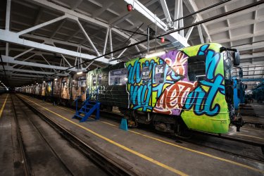 Фото 2 — В Киевском метрополитене будет курсировать новый арт-поезд (ФОТО)