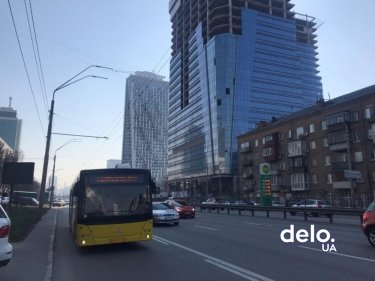 Фото 3 — Водители без масок, молодежь переходит на самокаты: как работает транспорт из-за карантина
