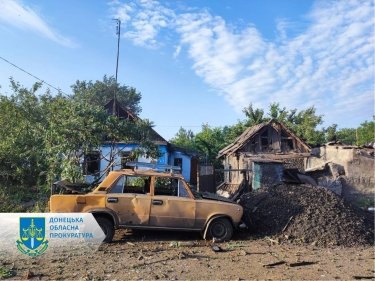 Фото 4 — Россияне нанесли ракетный удар по Доброполью: есть погибшие, полностью разрушены три дома