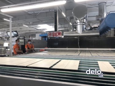Фото 11 — Производство осуществляют роботы: Эпицентр открыл под Киевом завод по изготовлению плитки