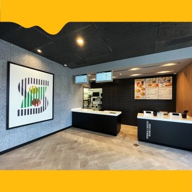 Фото 6 — В Україні відкрився перший за час війни новий McDonald’s