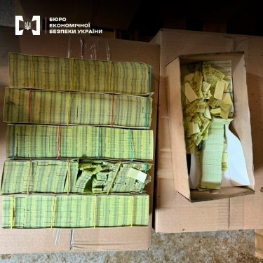 Фото 6 — Более 50 тыс. сигарет в сутки: в Черновицкой области разоблачено подпольное производство