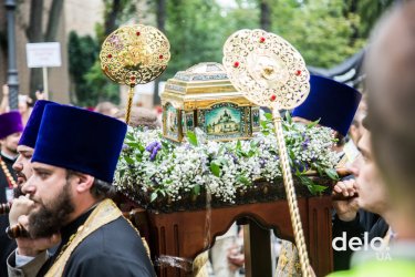 Фото 17 — "Мы сюда приехали мира просить" — как в Киеве прошел Крестный ход УПЦ МП (фото)