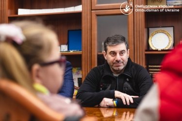 Фото 2 — Украина вернула двоих детей женщины, находившейся в российском плену (ФОТО)