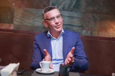 Фото 2 — Юрий Курмаз и Надежда Васильева о новой генерации предпринимателей