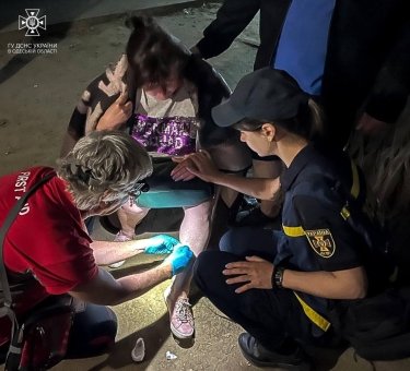 Фото 24 — В Одессе три человека погибли из-за попадания обломков дрона в многоэтажку (ФОТО, ВИДЕО)