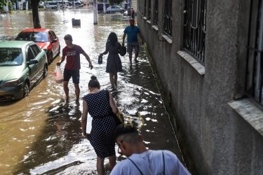 Фото 26 — Одессу накрыл мощнейший ливень, затопив основные магистрали (ФОТО, ВИДЕО)