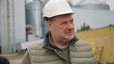 Фото 5 — Необычный вид топлива. В Житомирской области котельная будет работать на остатках от обработки гречки