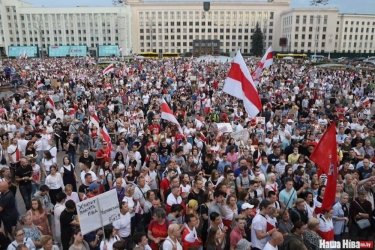 Фото 2 — Десятый день протестов в Беларуси: Лукашенко обвинил оппозицию в "попытке захвата власти"