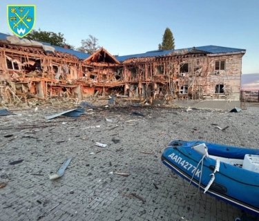 Фото 4 — Обломки сбитого дрона упали в яхт-клуб Одессы (ФОТО)