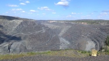 Фото 10 — Полтавський ГЗК викрили в незаконному видобутку копалин на 157 мільярдів гривень: голова вже отримав підозру