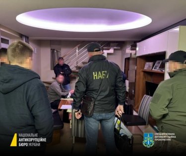 Фото 2 — Ущерб на полмиллиарда: работников Волынской таможни разоблачили на коррупции