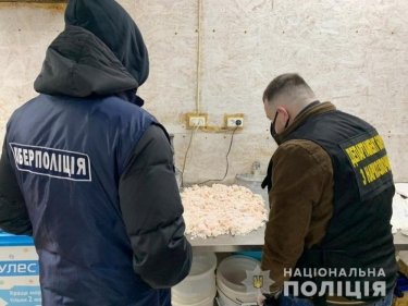 Фото 4 — В Днепре накрыли наркозавод, производивший до 300 кг амфетамина в месяц (ФОТО)