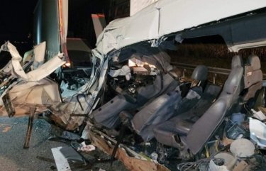 Фото 3 — В Венгрии в ДТП погибли пять человек, среди которых двое украинцев (ФОТО)