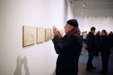 Фото 24 — Майданівська "Стіна" Матвія Вайсберга відкрила художній сезон у Грузії.