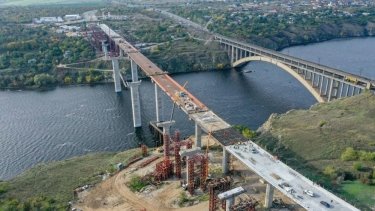 Фото 3 — В Запорожье достроили проезжую часть нового моста через Старый Днепр (ФОТО)