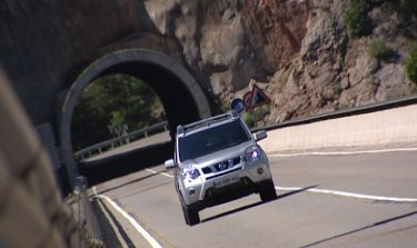 Фото 2 — Nissan X-Trail: диз-ориентированный