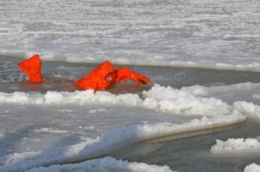 Фото 13 — Принц Гарри готовится к походу на Северный полюс