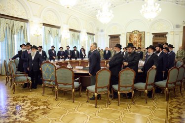 Фото 3 — Зеленський зустрівся з єврейським духовенством напередодні Рош га-Шана (ФОТО, ВІДЕО)
