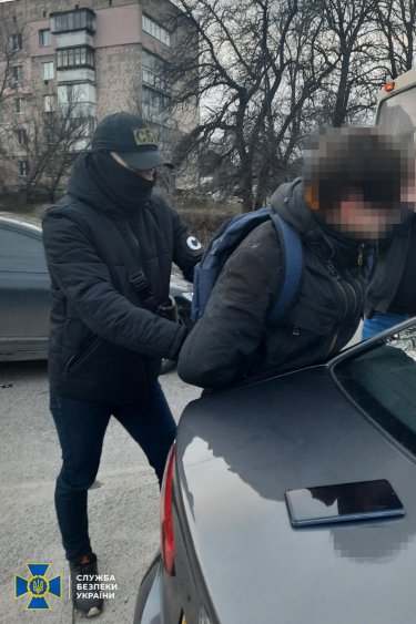 Фото 2 — СБУ задержала очередных агентов РФ, среди них – инженер-конструктор завода "Мотор Сич" (ФОТО)