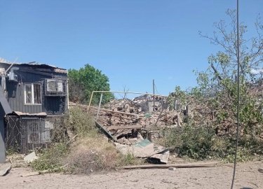Фото 3 — Российская авиация атаковала хлебозавод в Бериславе (ФОТО)