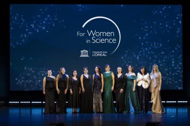 Фото 6 — Свято науки у Києві. Премія L’Oréal – UNESCO всьоме відзначила трьох видатних українських науковиць