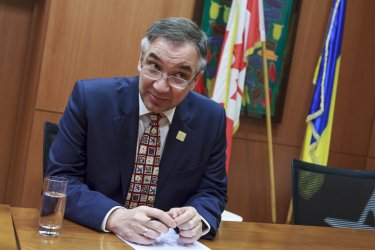 Фото 3 — Канадська сторона не хоче обіцяти Україні якісь захмарні результати — посол Роман Ващук