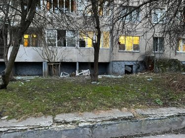 Фото 2 — Армія РФ здійснила масовану ракетну атаку на Україну: є влучання у Львові, Запоріжжі та на Полтавщині (ФОТО)