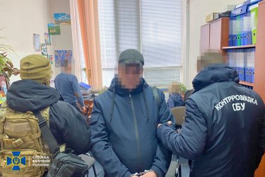 Фото 2 — СБУ затримала співробітника "Укроборонпрому" за підозрою в роботі на військову розвідку РФ (ФОТО, ВІДЕО)