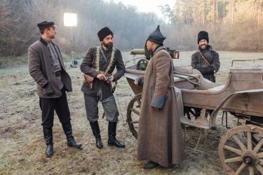 Фото 5 — Ножи наголо: о фильме Тараса Ткаченко "Черный ворон"